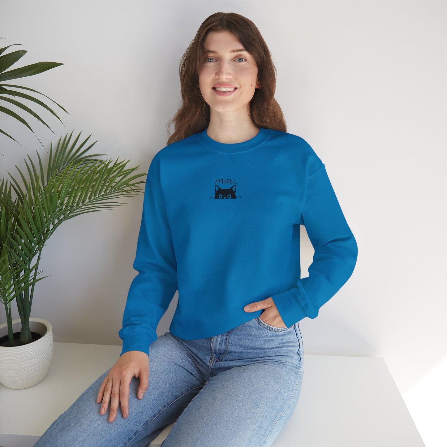 Sudadera unisex de cuello redondo con diseño de gato adorable: perfecta para los amantes de los gatos.