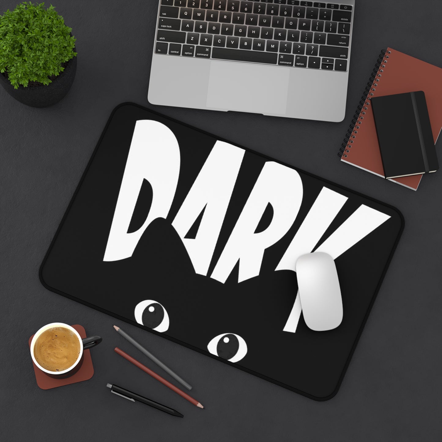 Tapete de escritorio con temática de gato negro: diseño "OSCURO" para amantes de los gatos