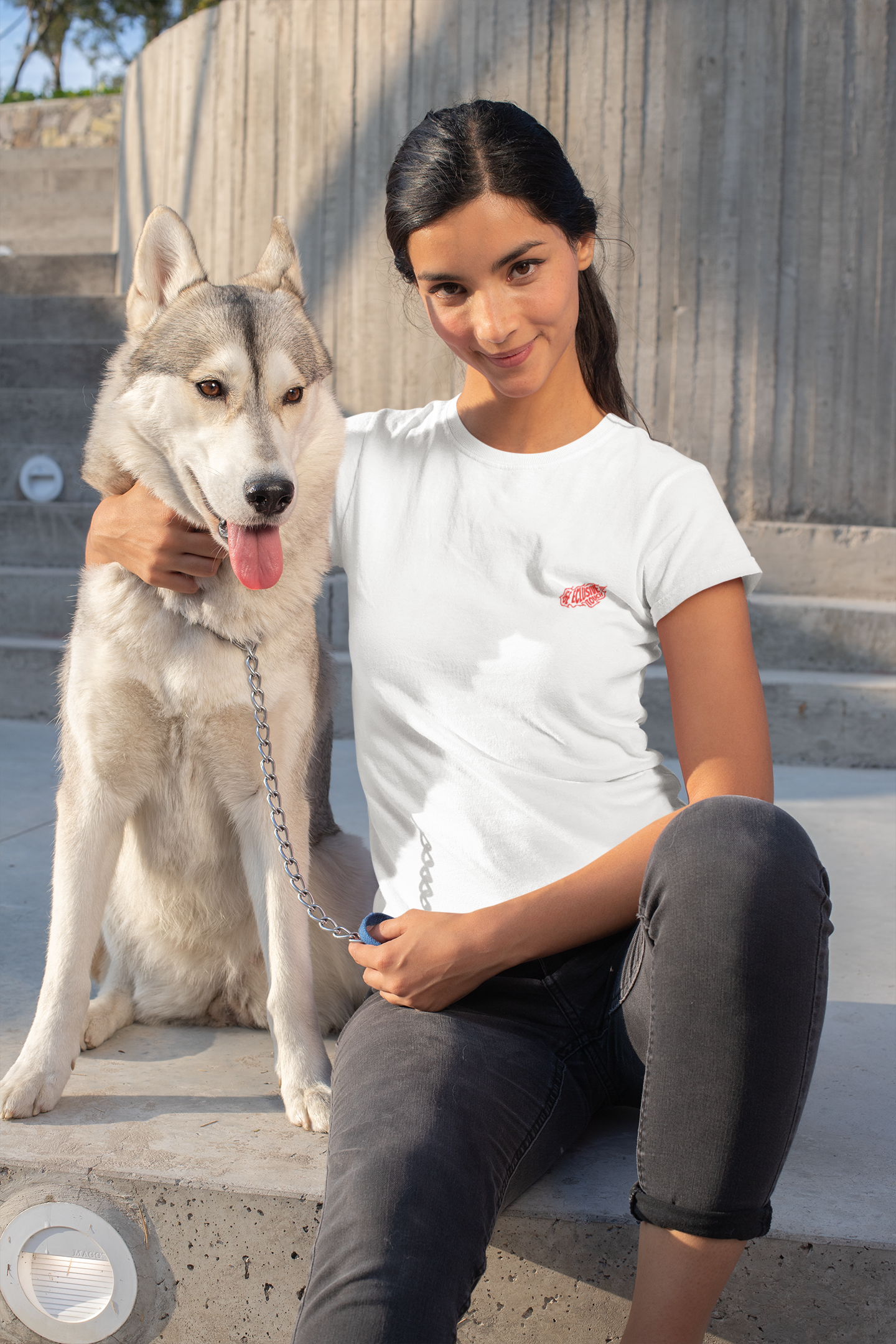Camiseta unisex informal teñida: perfecta para el día a día.
