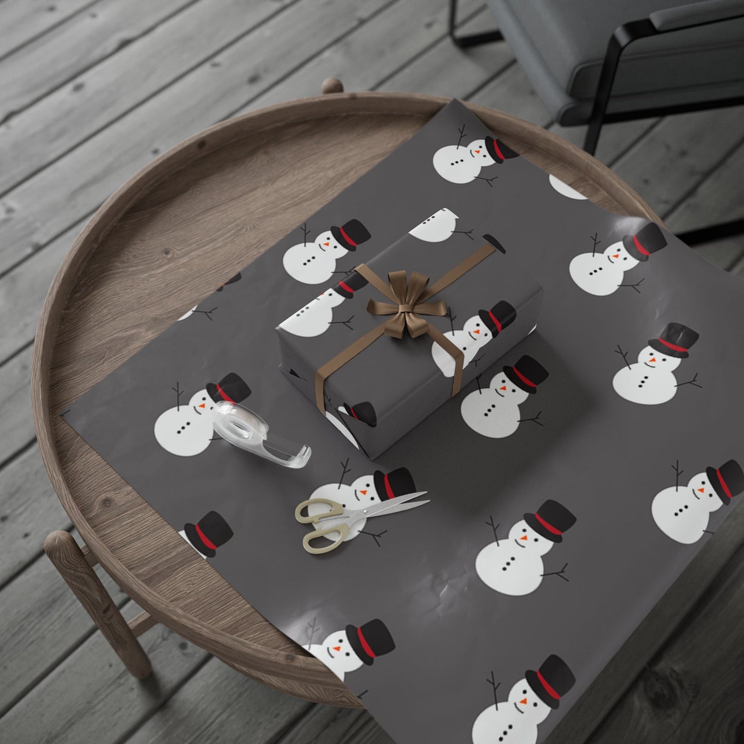 Snowman Pattern Wrapping Paper – Festive Grey Holiday Gift Wrap