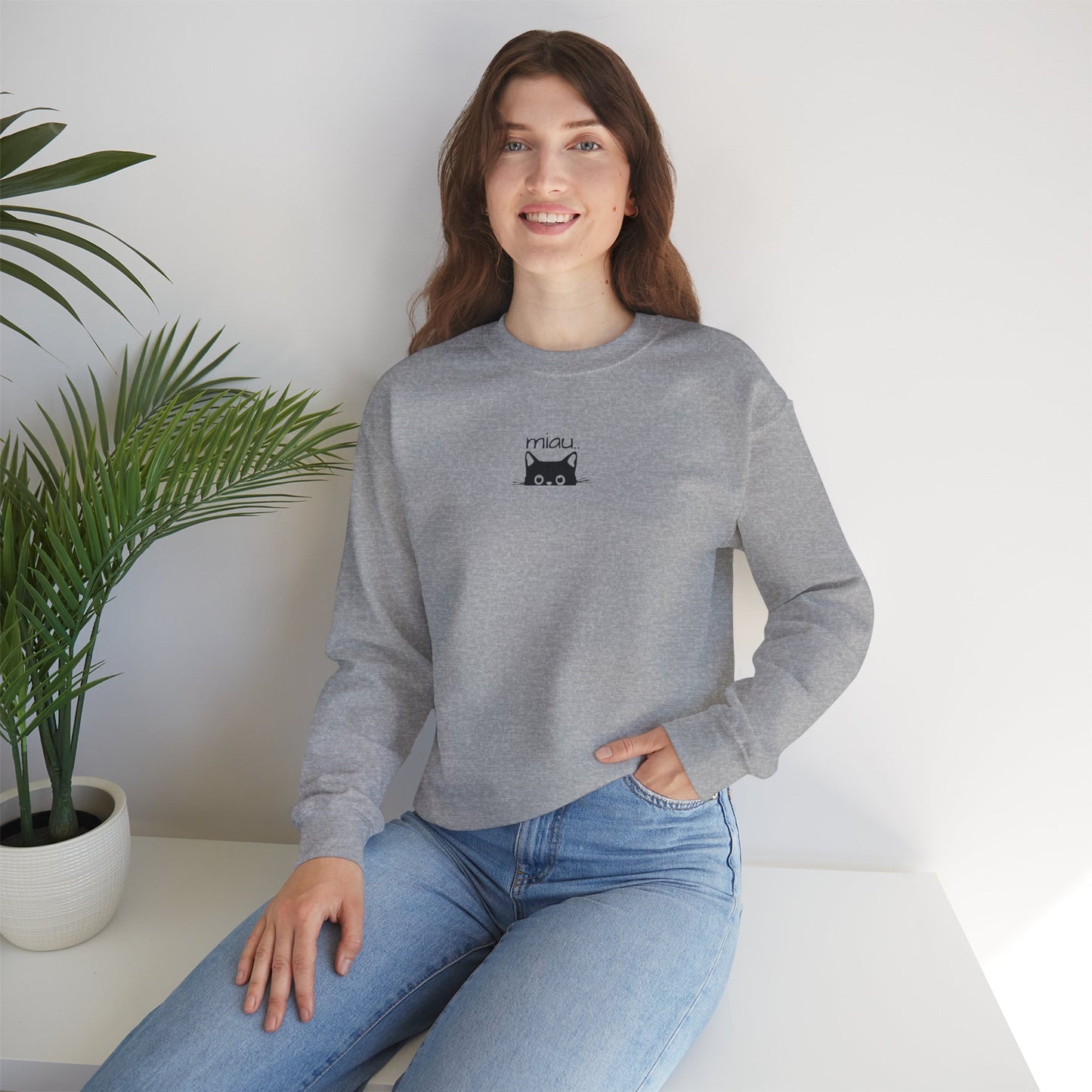 Sudadera unisex de cuello redondo con diseño de gato adorable: perfecta para los amantes de los gatos.